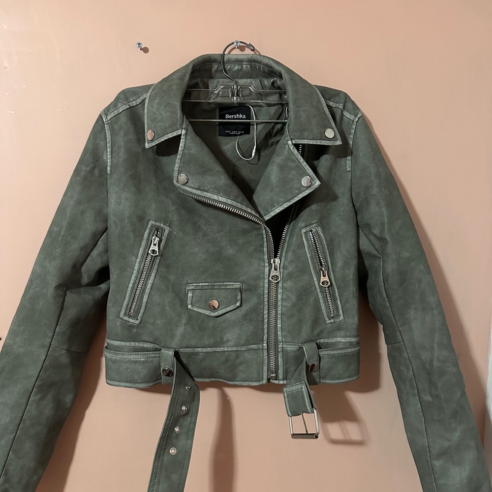 Olive green short leather jacket